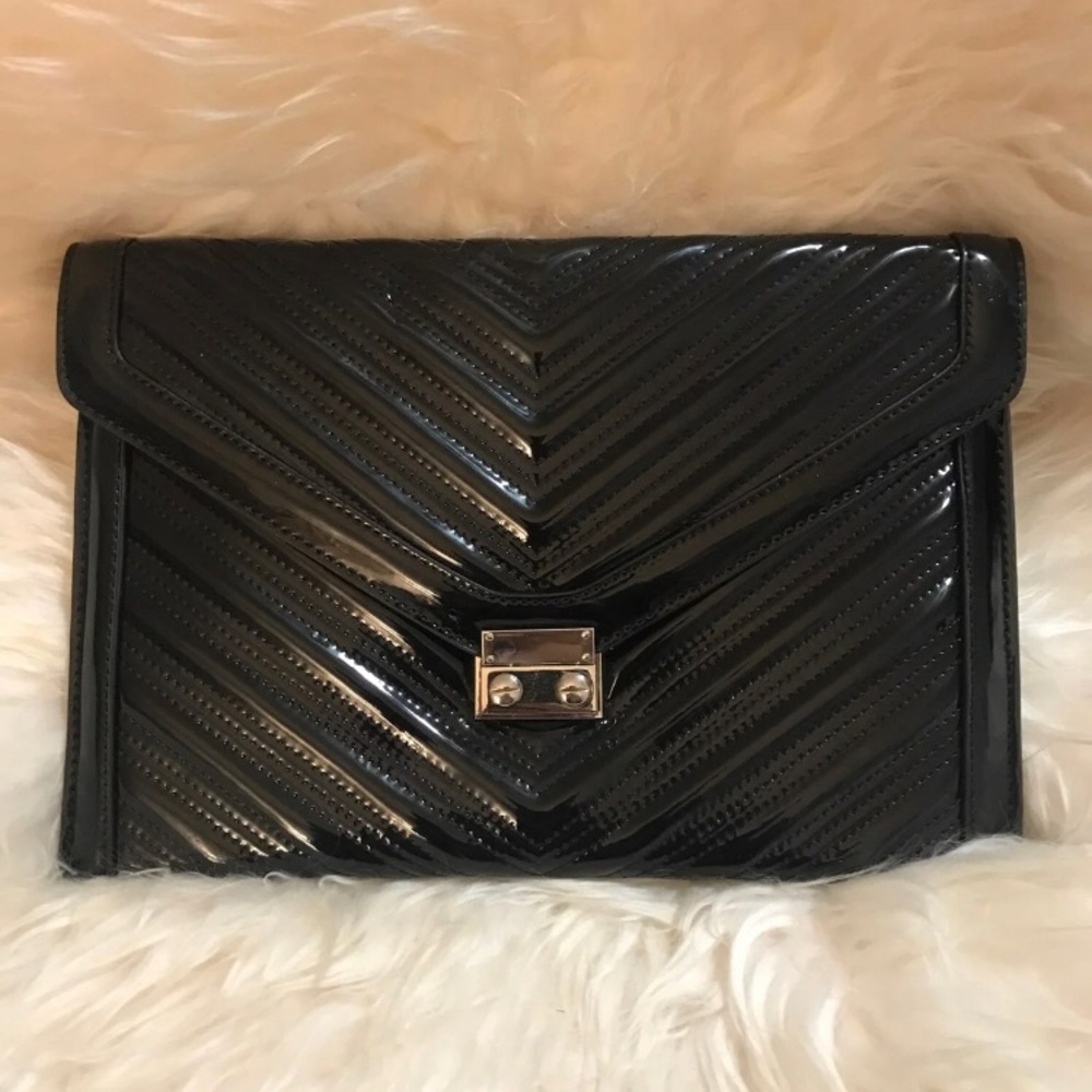 BCBG black clutch